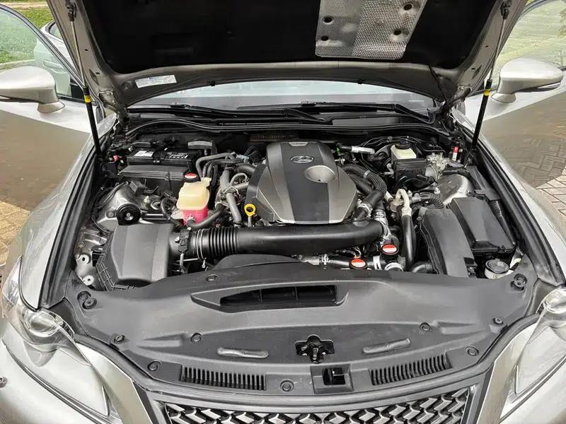 Lexus IS 2015 200t F SPORT — миниатюра 9