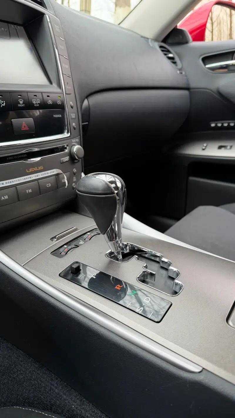 Lexus IS 2009 300 Dynamic Edition — миниатюра 12