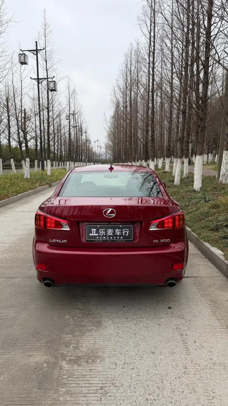 Lexus IS 2009 300 Dynamic Edition — миниатюра 6