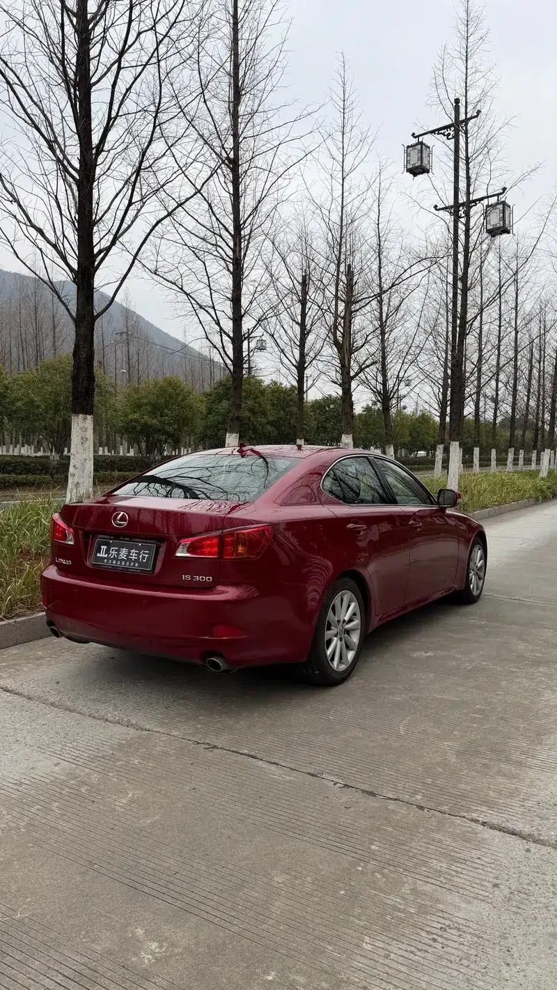 Lexus IS 2009 300 Dynamic Edition — миниатюра 7