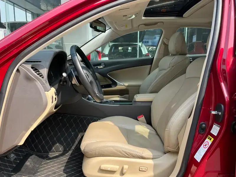 Lexus IS 2011 250 Sport Edition — миниатюра 12
