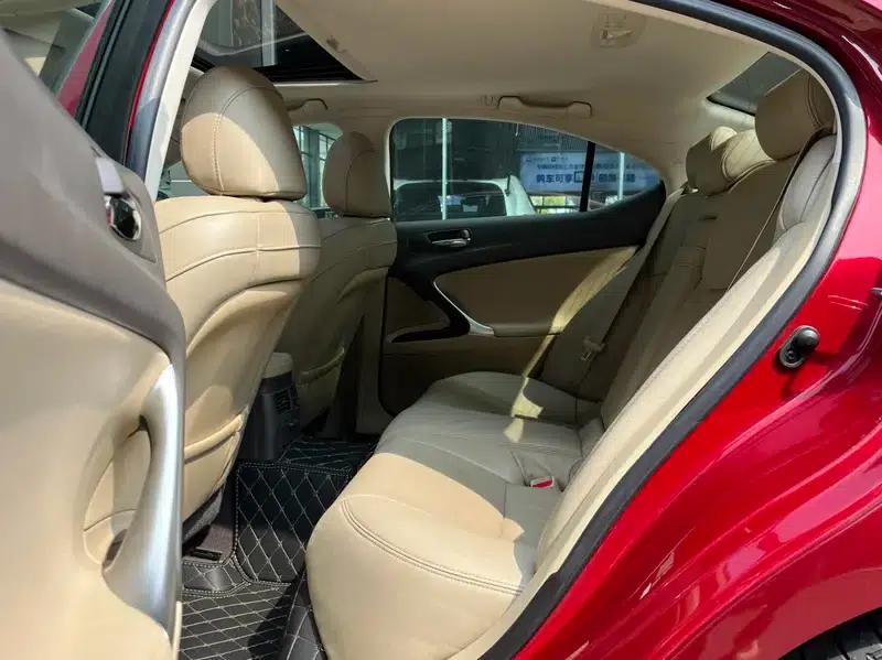 Lexus IS 2011 250 Sport Edition — миниатюра 13