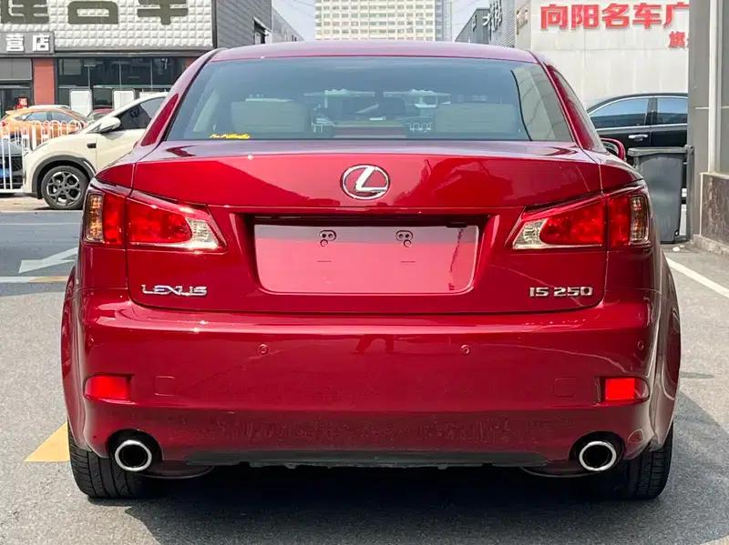 Lexus IS 2011 250 Sport Edition — миниатюра 4