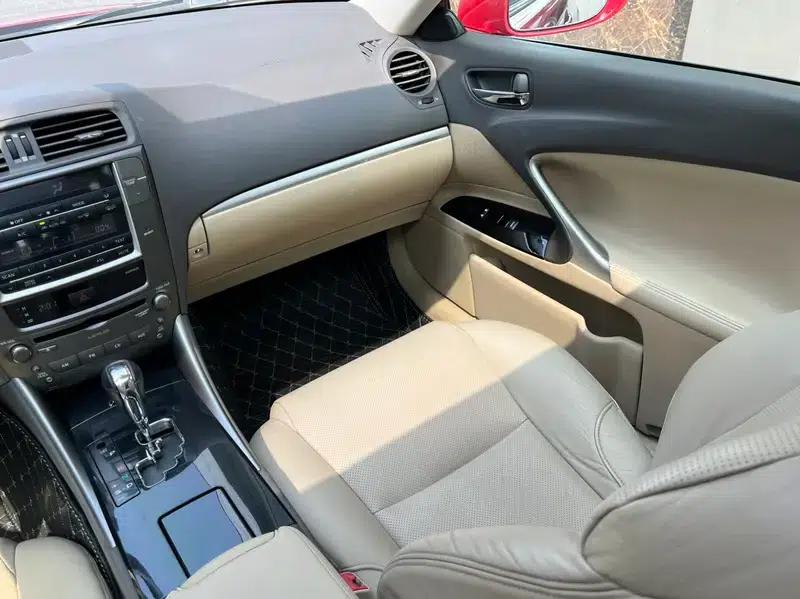 Lexus IS 2011 250 Sport Edition — миниатюра 9