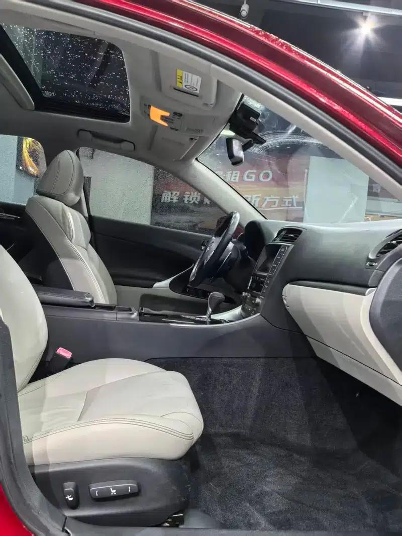 Lexus IS 2011 250 Sport Edition — миниатюра 8