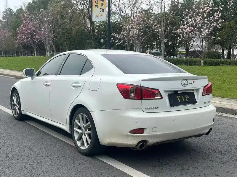 Lexus IS 2011 250 Sport Edition — миниатюра 5