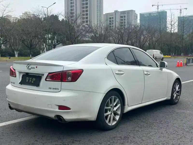 Lexus IS 2011 250 Sport Edition — миниатюра 7