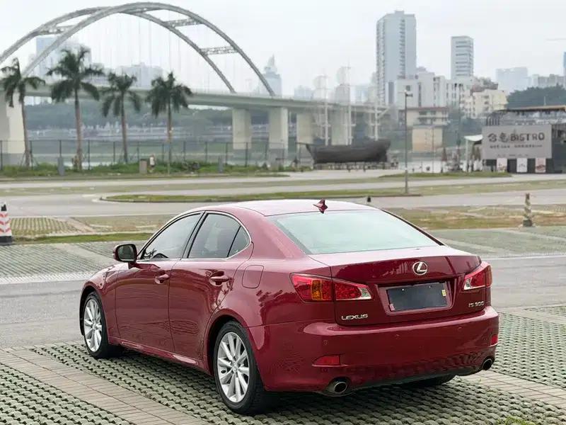 Lexus IS 2009 300 — миниатюра 4