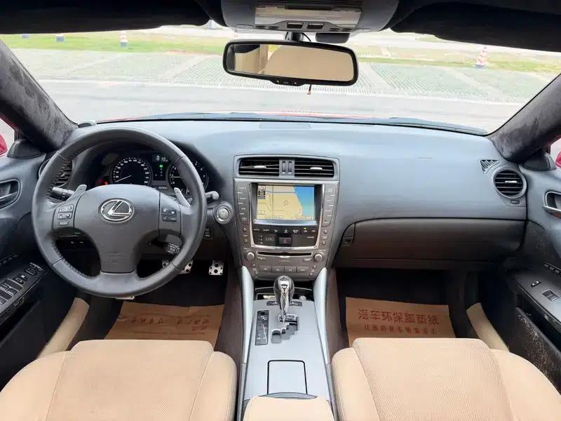 Lexus IS 2009 300 — миниатюра 8