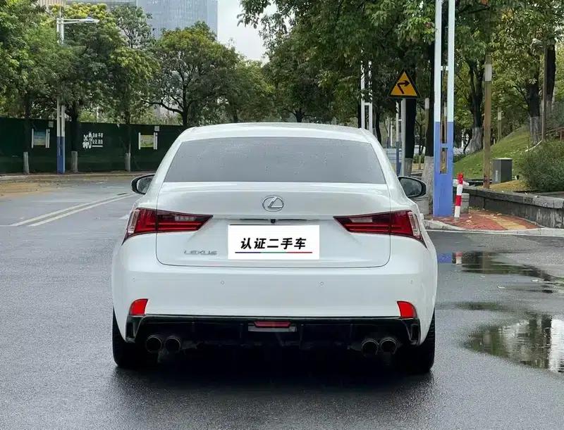 Lexus IS 2015 200t F SPORT — миниатюра 4