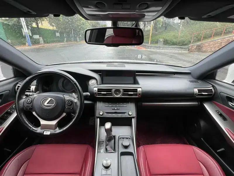 Lexus IS 2015 200t F SPORT — миниатюра 6