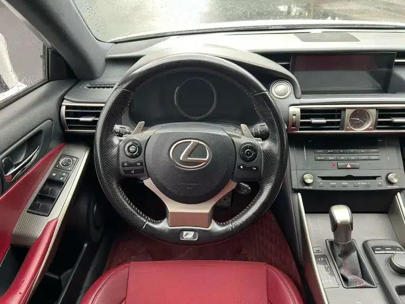 Lexus IS 2015 200t F SPORT — миниатюра 7