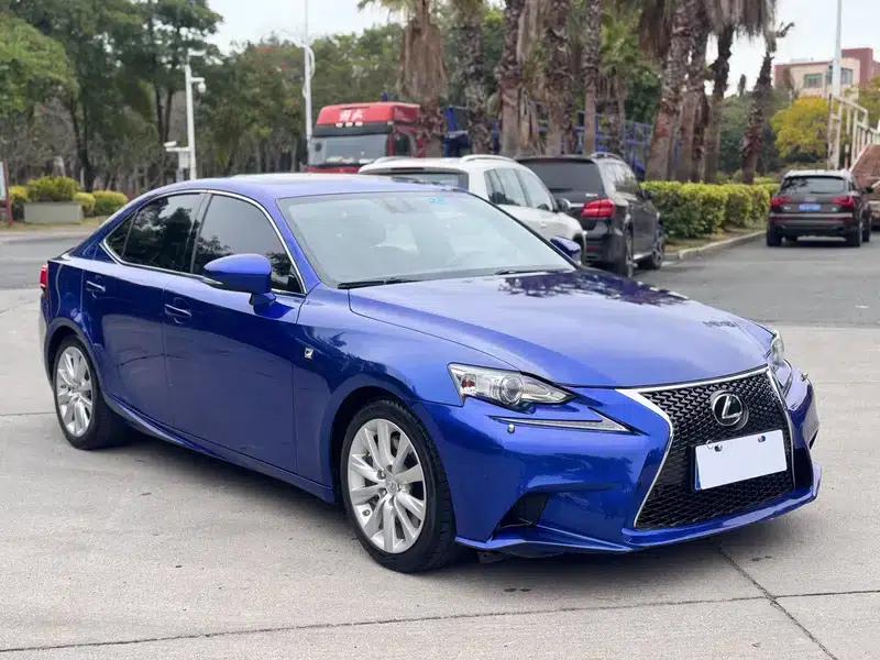 Lexus IS 2015 200t F SPORT — миниатюра 3