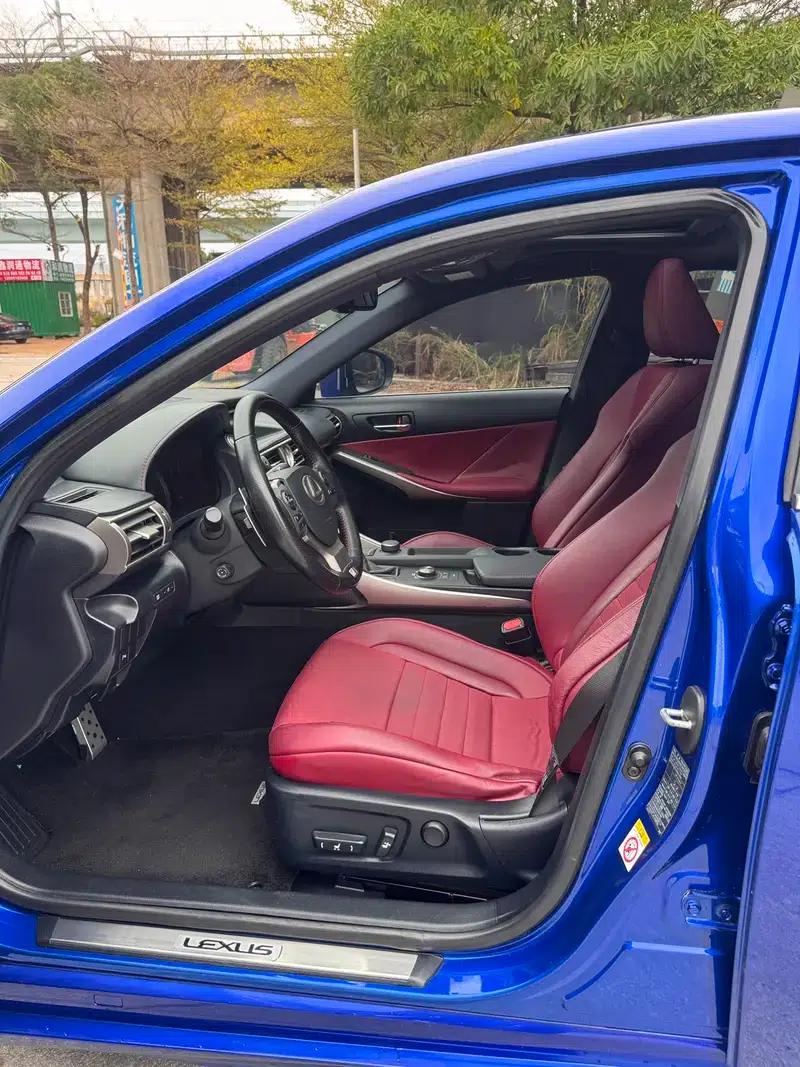 Lexus IS 2015 200t F SPORT — миниатюра 8
