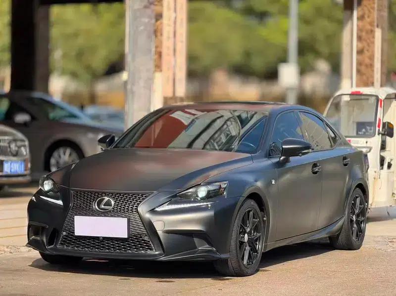 Lexus IS 2015 200t F SPORT — миниатюра 1