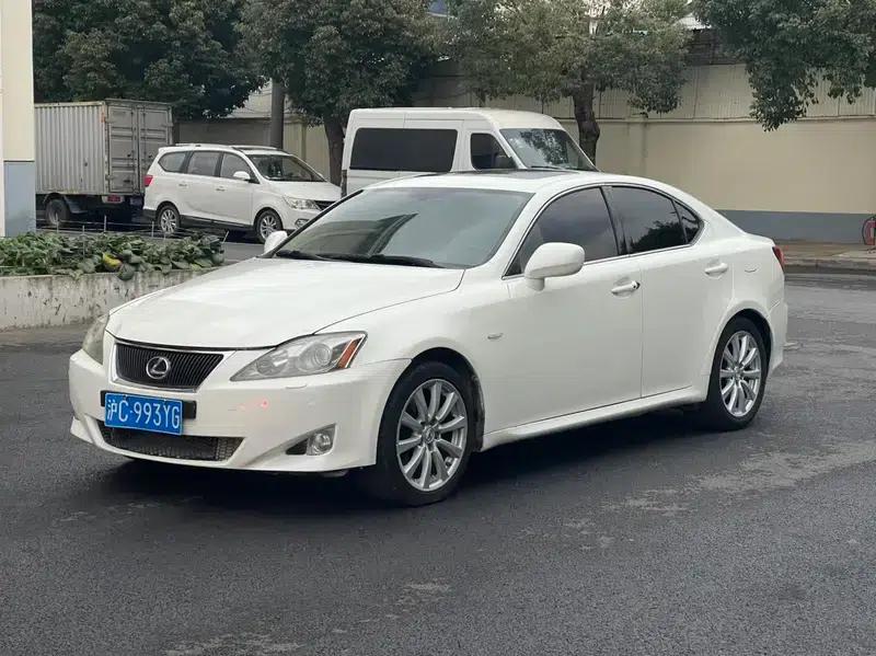 Lexus IS 2008 300 Luxury Edition — миниатюра 1