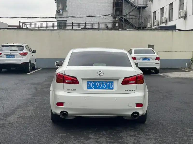 Lexus IS 2008 300 Luxury Edition — миниатюра 6
