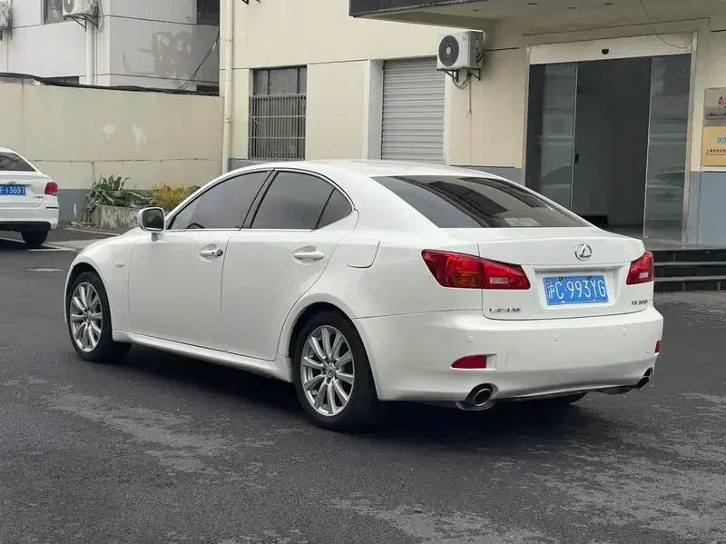 Lexus IS 2008 300 Luxury Edition — миниатюра 10