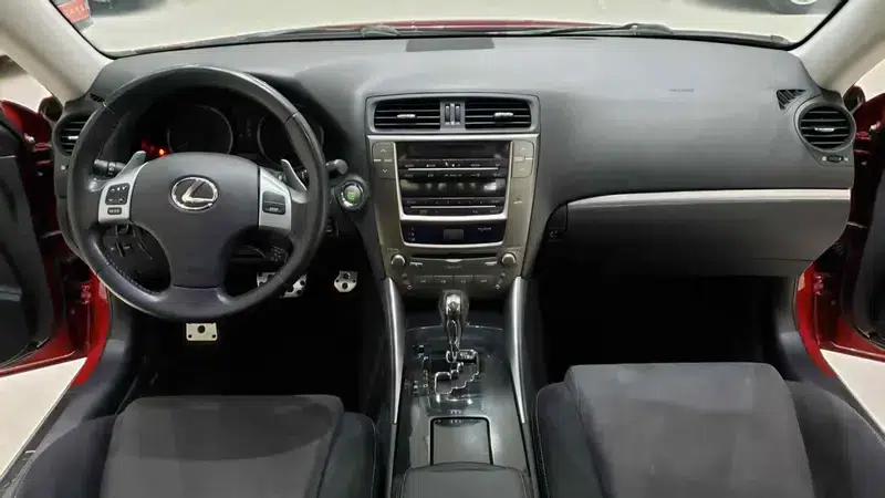 Lexus IS 2011 250 Sport Edition — миниатюра 9