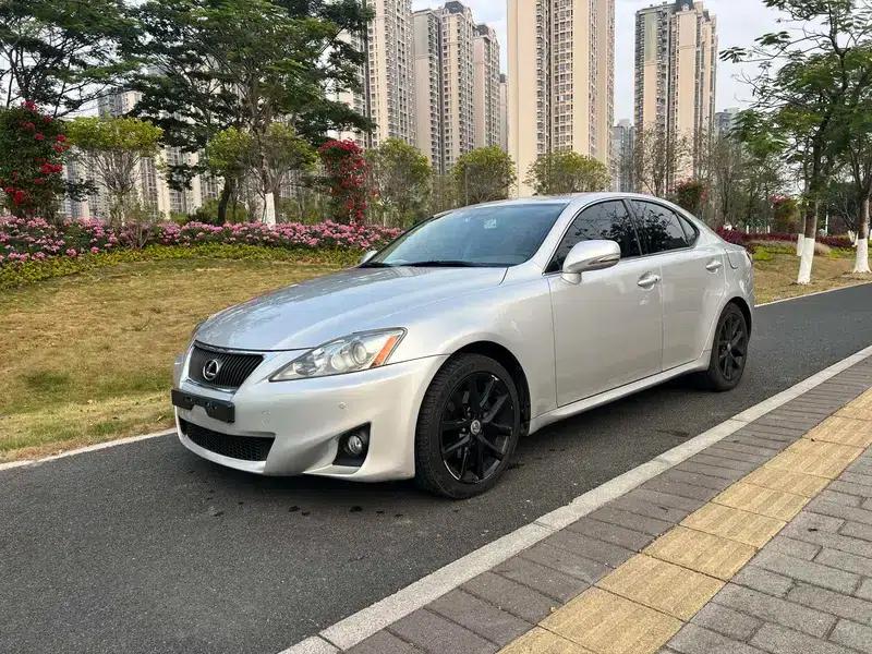 Lexus IS 2011 250 Sport Edition — миниатюра 1