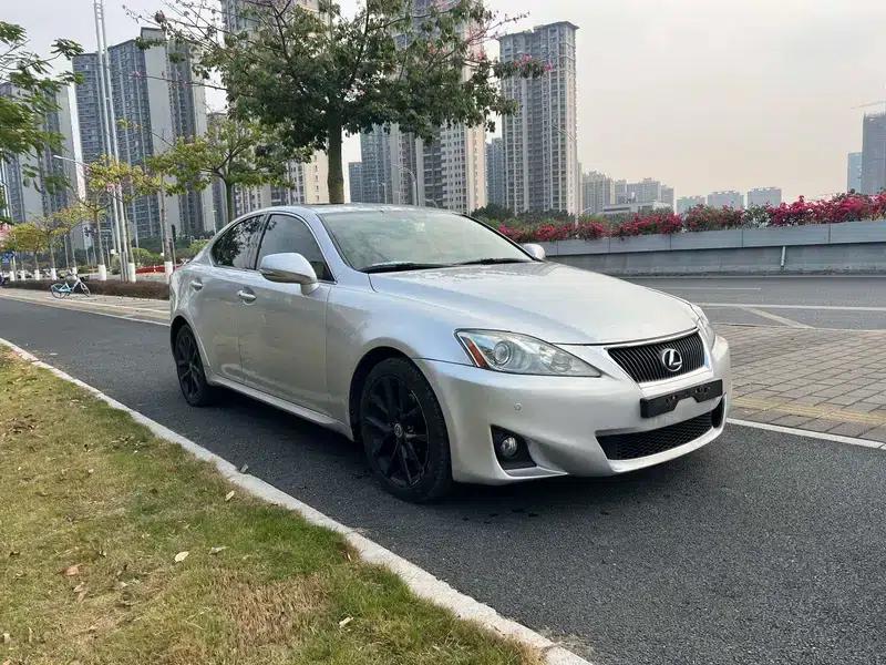 Lexus IS 2011 250 Sport Edition — миниатюра 3