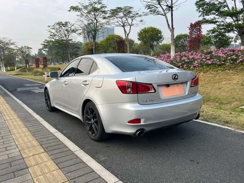 Lexus IS 2011 250 Sport Edition — миниатюра 5