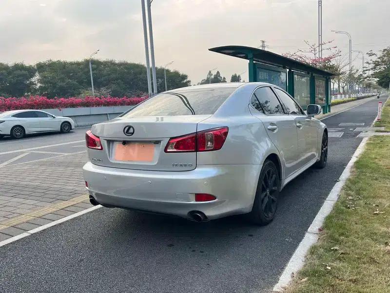 Lexus IS 2011 250 Sport Edition — миниатюра 7