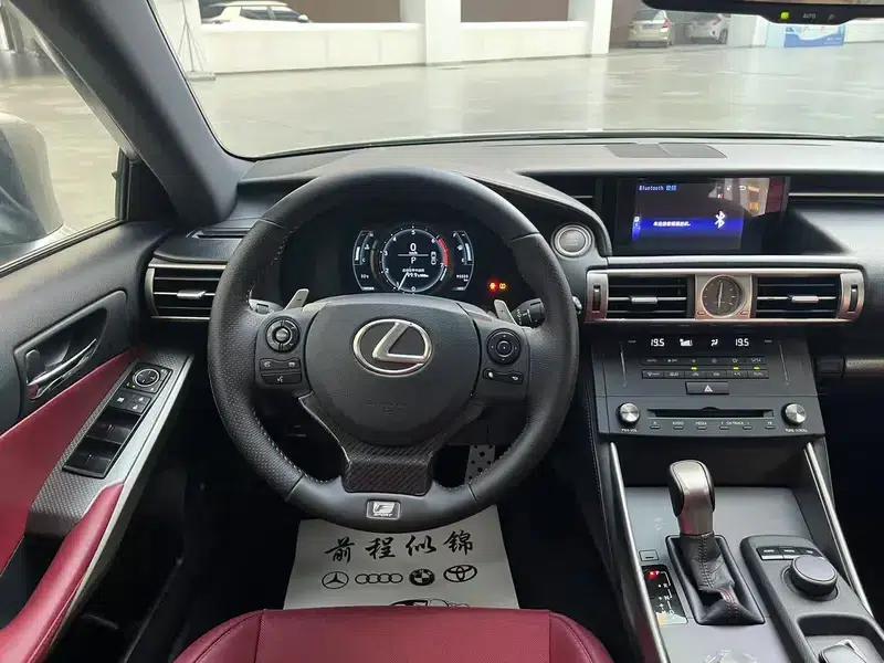 Lexus IS 2015 200t F SPORT — миниатюра 7