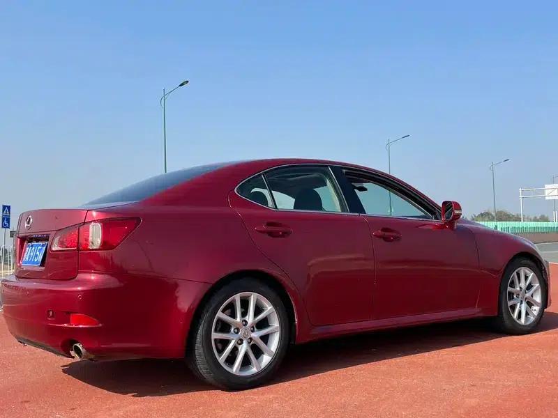 Lexus IS 2011 250 Sport Edition — миниатюра 13