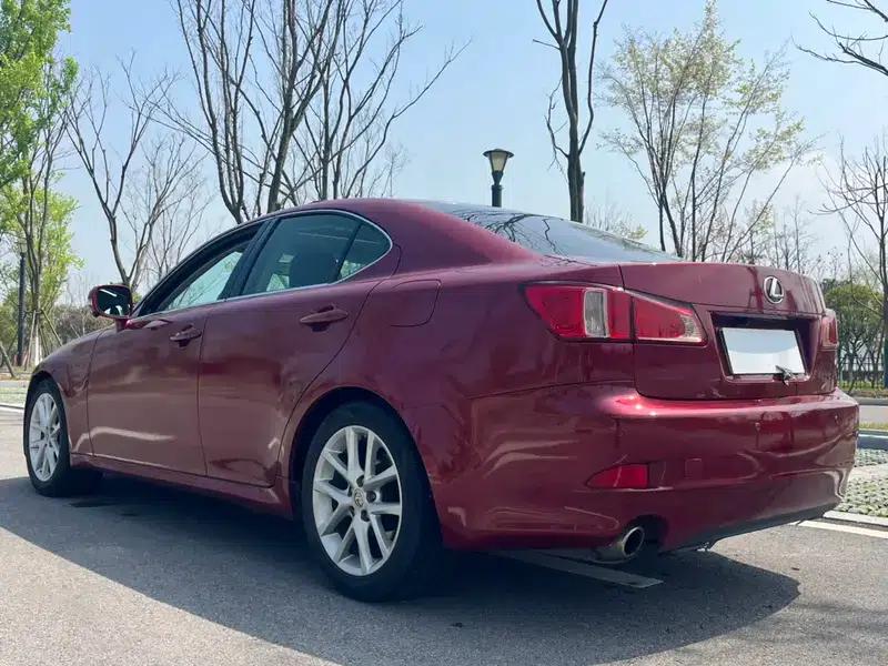 Lexus IS 2011 250 Sport Edition — миниатюра 4