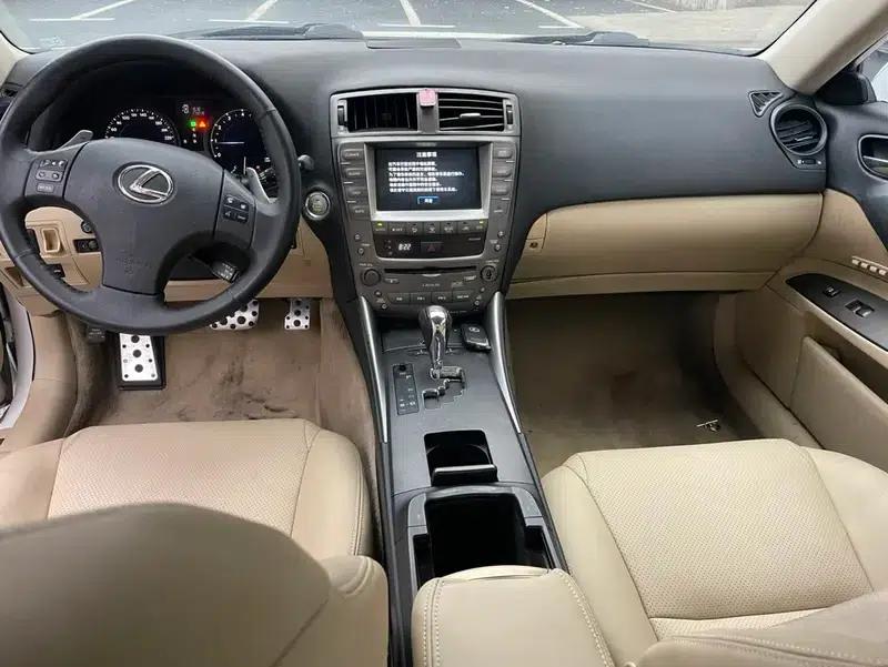 Lexus IS 2009 300 Dynamic Edition — миниатюра 15