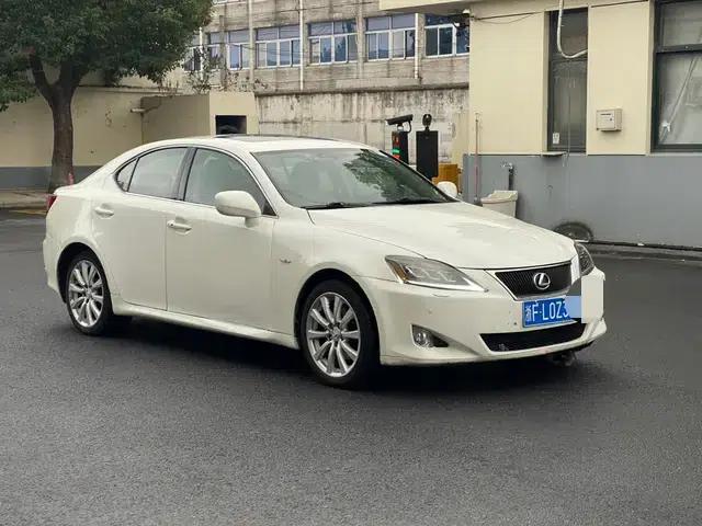 Lexus IS 2009 300 Dynamic Edition — миниатюра 3