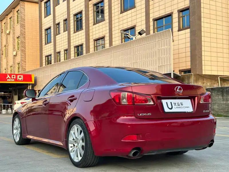Lexus IS 2011 250 Sport Edition — миниатюра 4