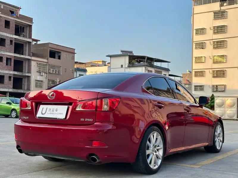 Lexus IS 2011 250 Sport Edition — миниатюра 6