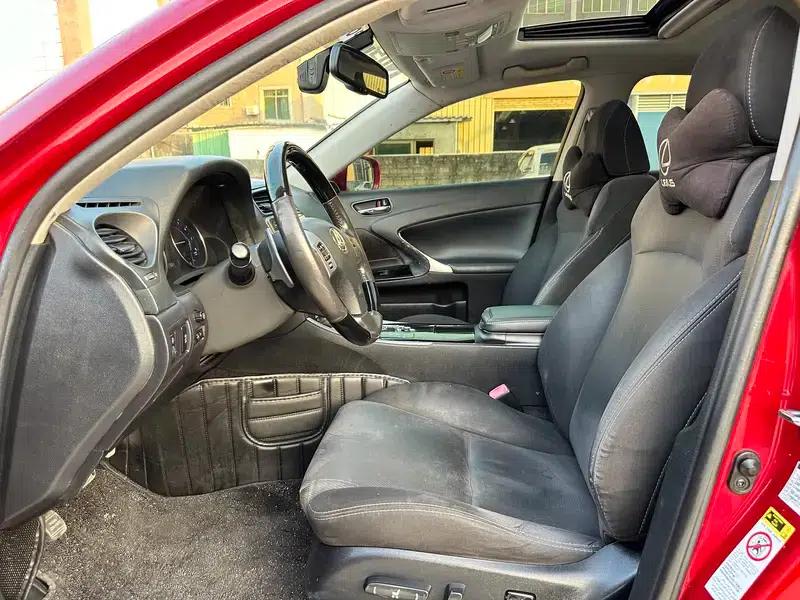 Lexus IS 2011 250 Sport Edition — миниатюра 8