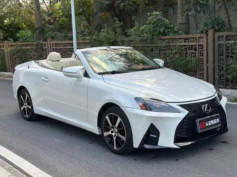 Lexus IS 2009 300C — миниатюра 3