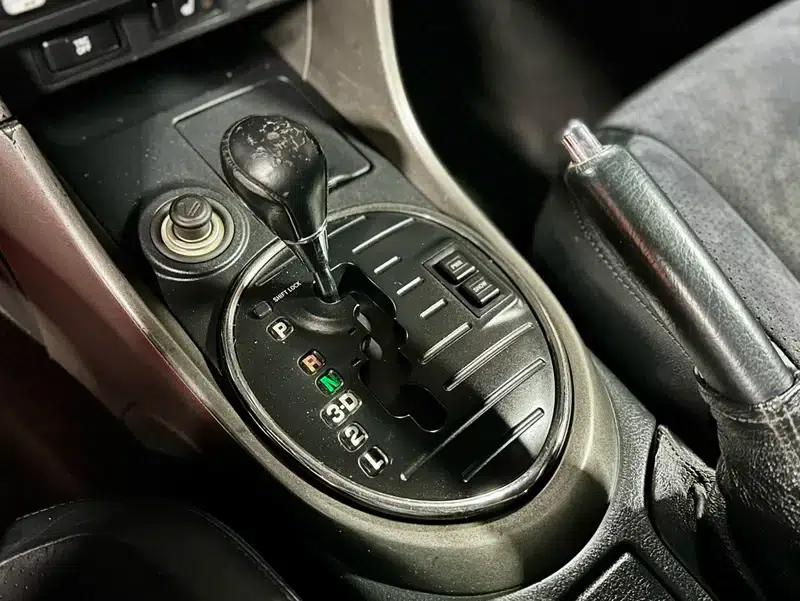 Lexus IS 2002 2.0L Automatic Rear-Wheel Drive 5-Seater (Parallel Import) — миниатюра 12