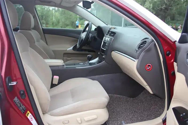 Lexus IS 2011 250 Sport Edition — миниатюра 11
