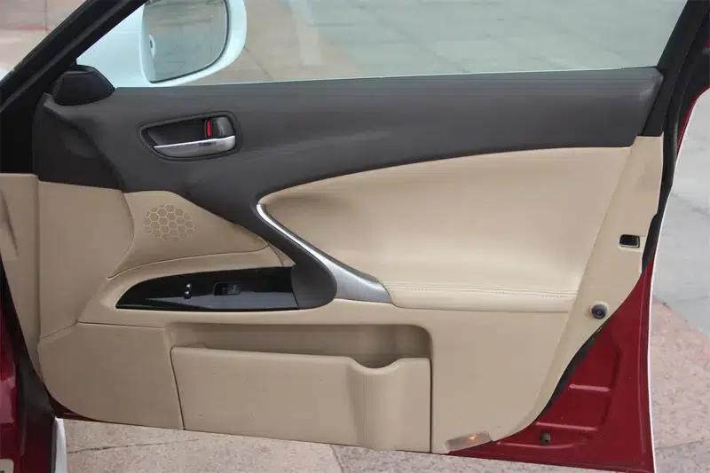 Lexus IS 2011 250 Sport Edition — миниатюра 12