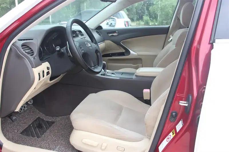 Lexus IS 2011 250 Sport Edition — миниатюра 16