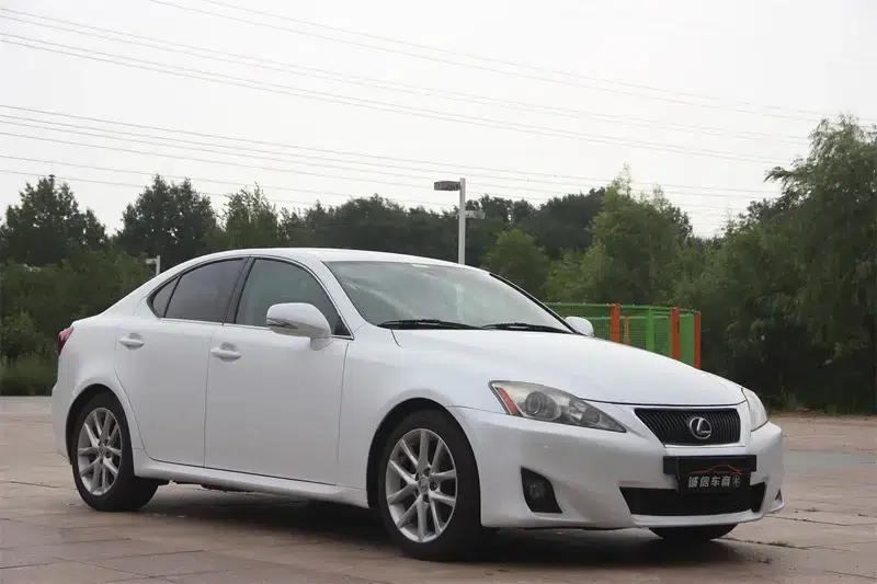 Lexus IS 2011 250 Sport Edition — миниатюра 3