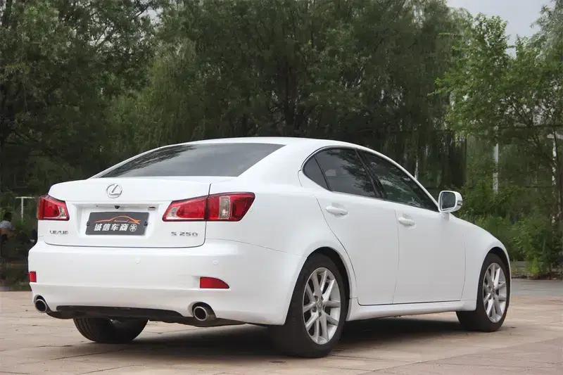 Lexus IS 2011 250 Sport Edition — миниатюра 6