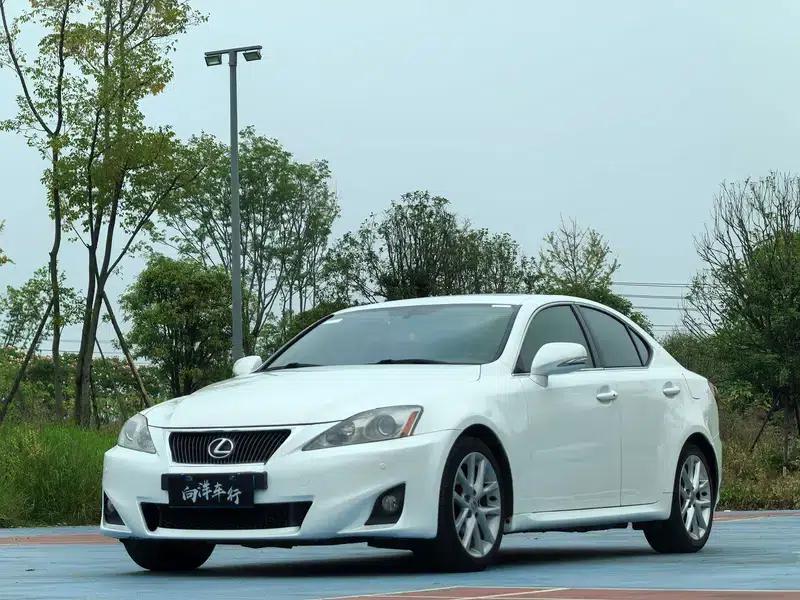 Lexus IS 2011 250 Sport Edition — миниатюра 1