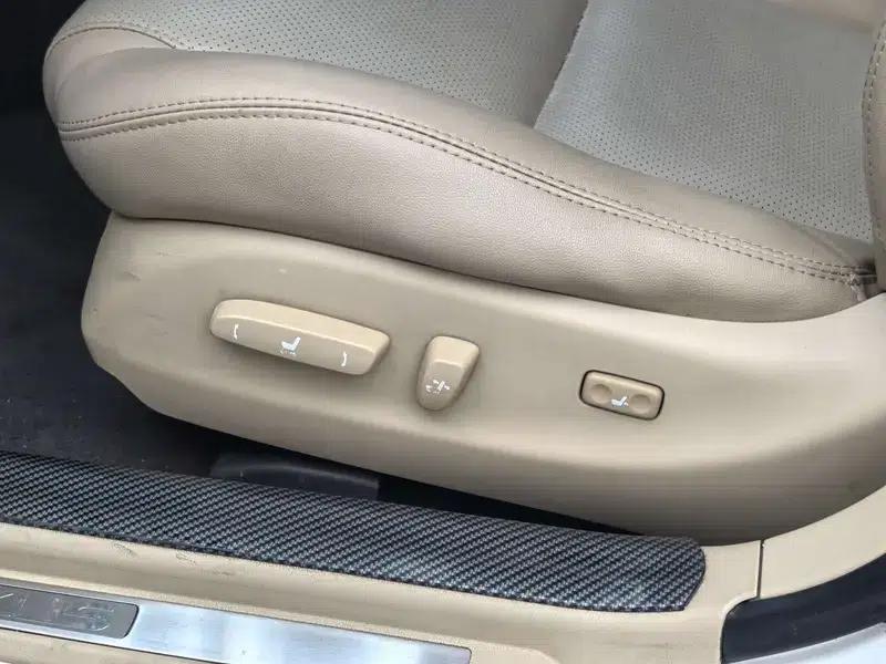 Lexus IS 2011 250 Sport Edition — миниатюра 19