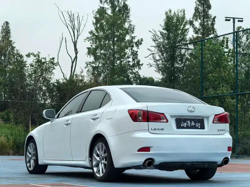 Lexus IS 2011 250 Sport Edition — миниатюра 5