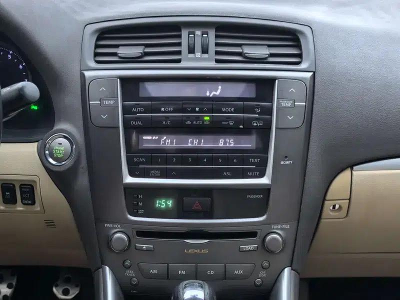 Lexus IS 2011 250 Sport Edition — миниатюра 10