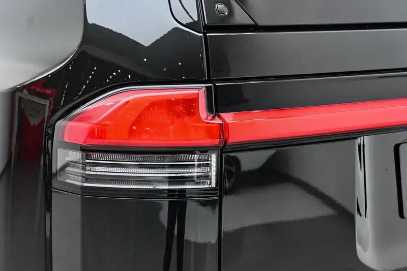 Lexus GX 2024 550h Lingfeng Edition — миниатюра 13