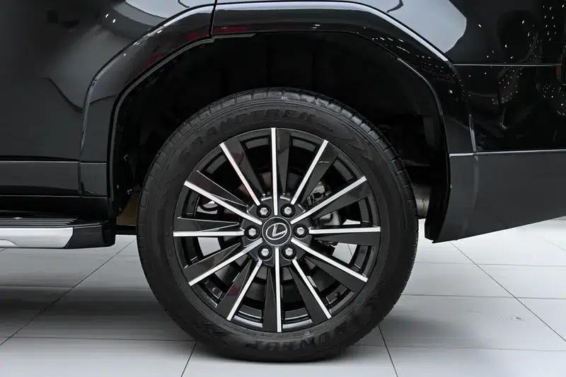 Lexus GX 2024 550h Lingfeng Edition — миниатюра 9