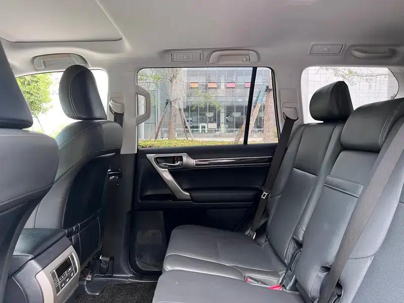 2015 Lexus GX 400 Luxury Edition — миниатюра 18