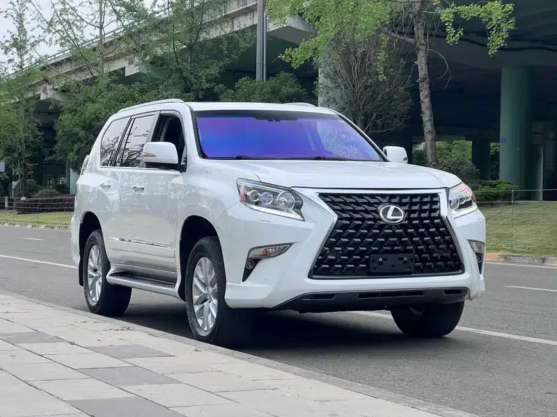2015 Lexus GX 400 Luxury Edition — миниатюра 3